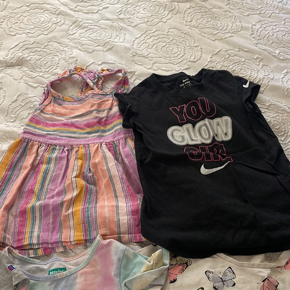 Girl Shirts Size 6 - Picture 2 of 4